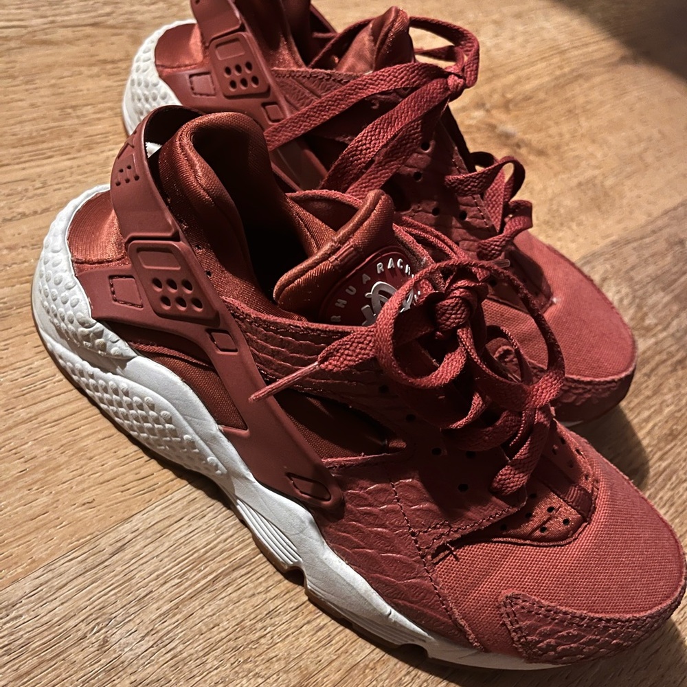 Nike Red and White Women's Sneakers